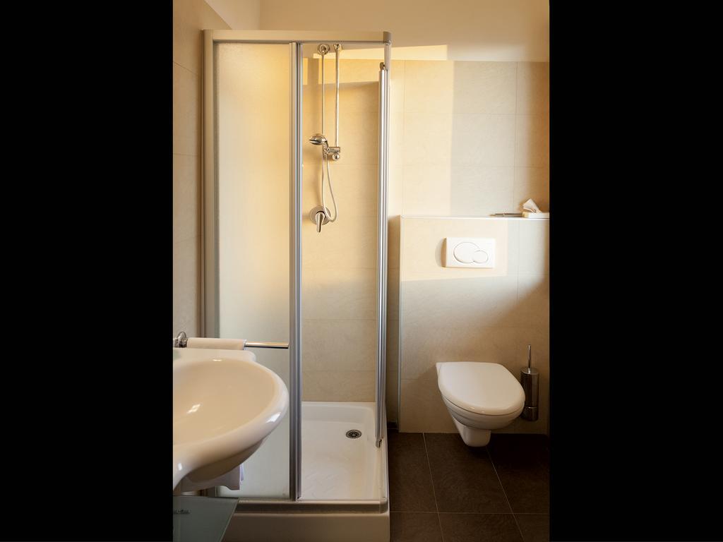 Hotel Metropol Pesaro Bagian luar foto
